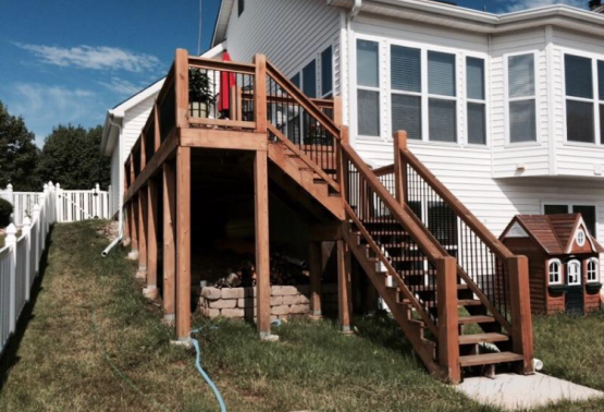 St. Louis wood deck contractor